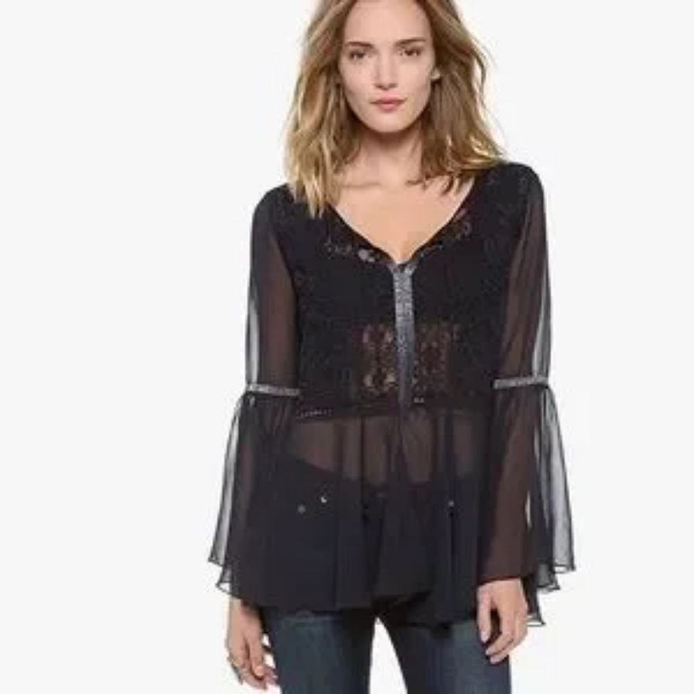 Free People Navy BLUE Beaded Embroirdered Bell Sleeve Lace Blouse Top MEDIUM